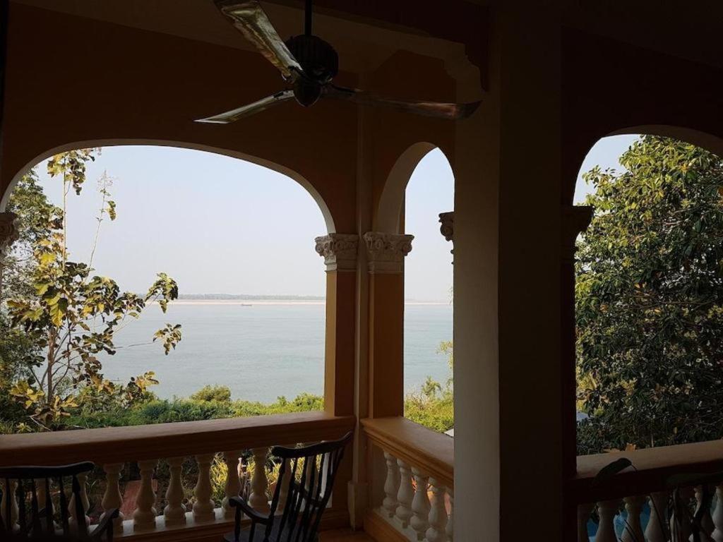 Le Relais De Chhlong Hotel Kratie Ngoại thất bức ảnh